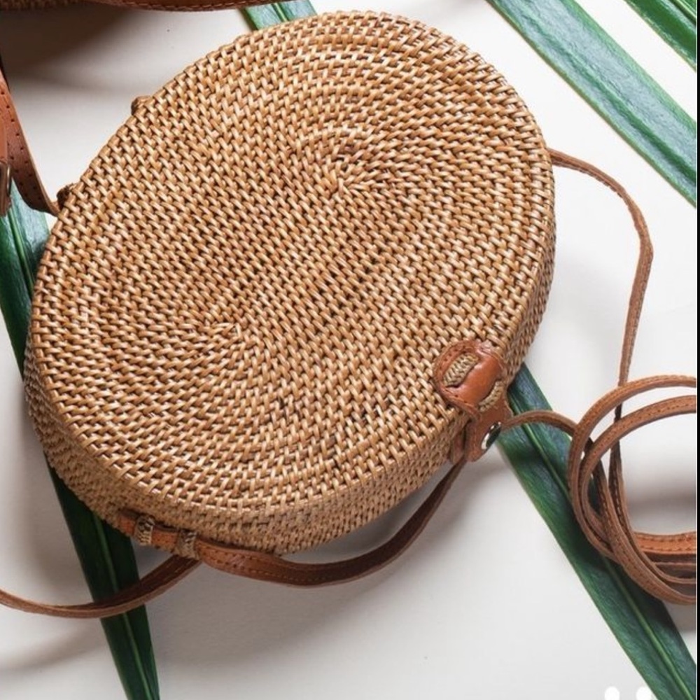 Never used Amerii woven rattan.